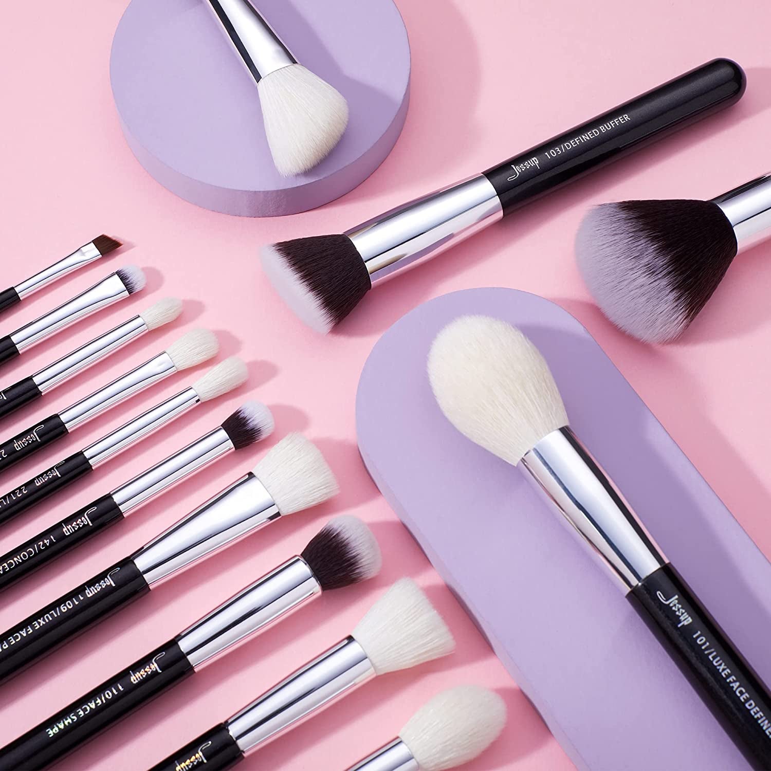 25Pcs Professional Makeup Brush Set Foundation Powder Concealer Eyeshadow Blending Blush Highlighter Natural-Synthetic Hair Brushes (Black/Silver),T175