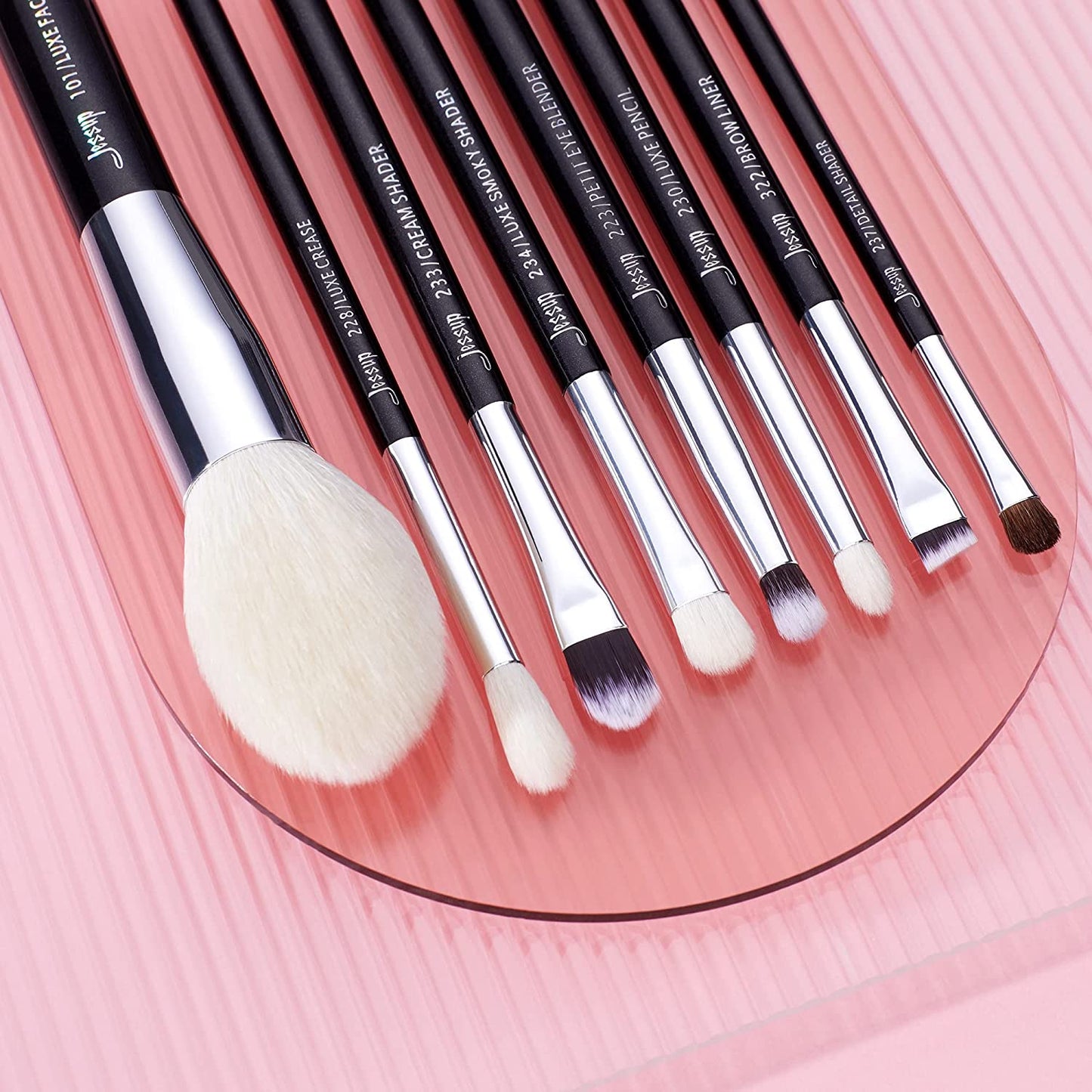 25Pcs Professional Makeup Brush Set Foundation Powder Concealer Eyeshadow Blending Blush Highlighter Natural-Synthetic Hair Brushes (Black/Silver),T175