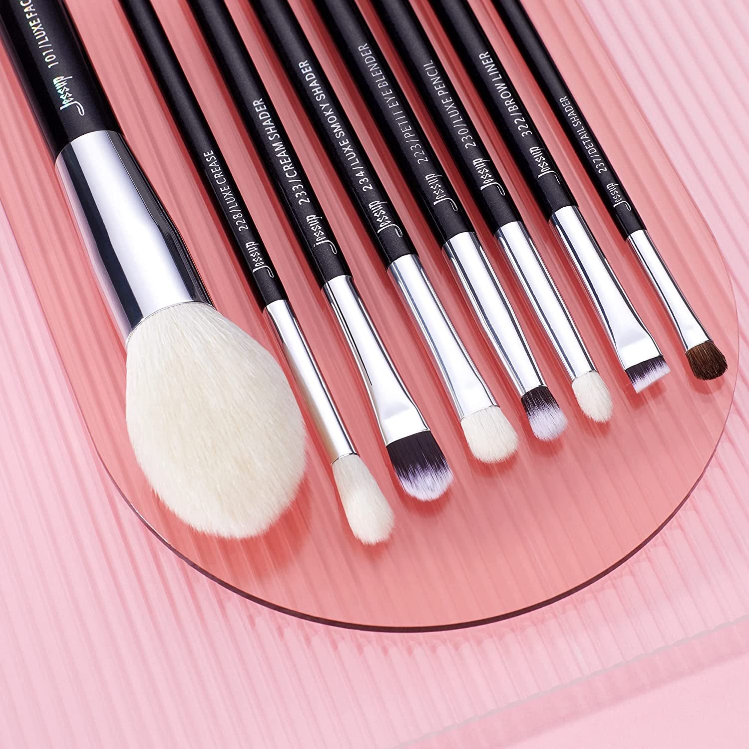 25Pcs Professional Makeup Brush Set Foundation Powder Concealer Eyeshadow Blending Blush Highlighter Natural-Synthetic Hair Brushes (Black/Silver),T175